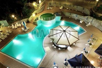 Аpartments in Bulgaria 250 m from the beach swimming pool