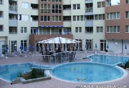 Аpartments in Bulgaria 250 m from the beach pool