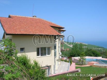 Sea view apartments in Byala pool 4