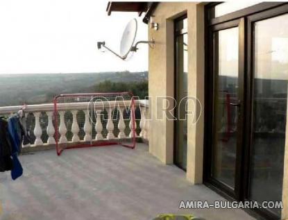 House in Bulgaria with Varna lake view terrace